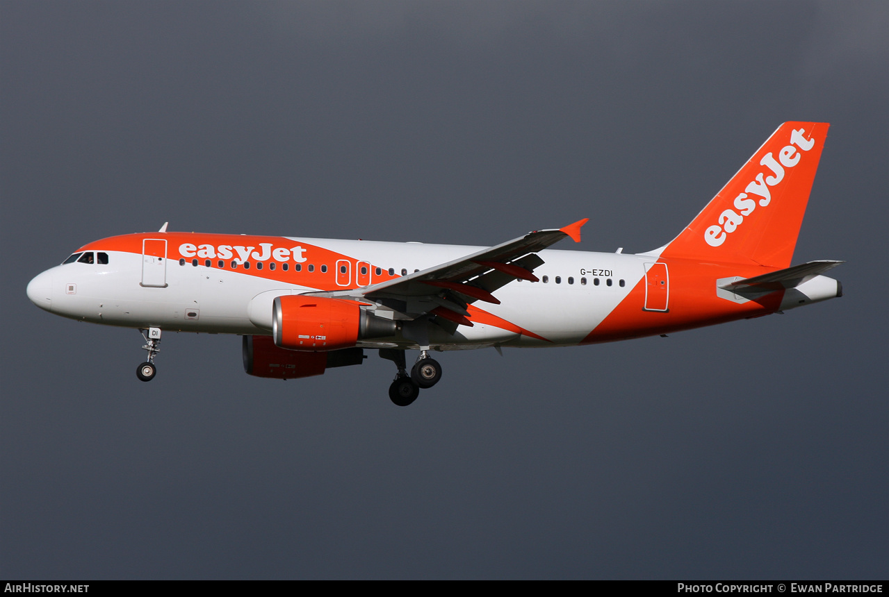 Aircraft Photo of G-EZDI | Airbus A319-111 | EasyJet | AirHistory.net #616919