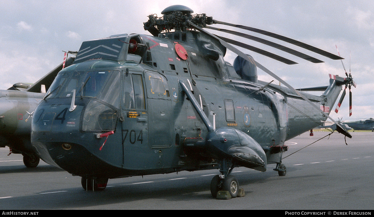 Aircraft Photo of XV664 | Westland WS-61 Sea King HAS2A | UK - Navy | AirHistory.net #617012