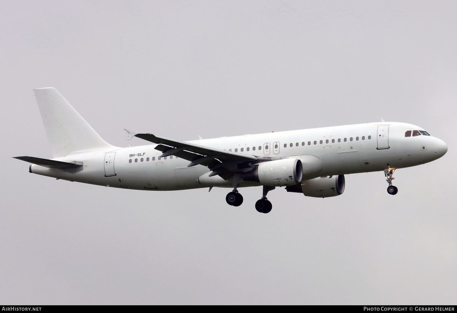 Aircraft Photo of 9H-SLF | Airbus A320-214 | AirHistory.net #617047