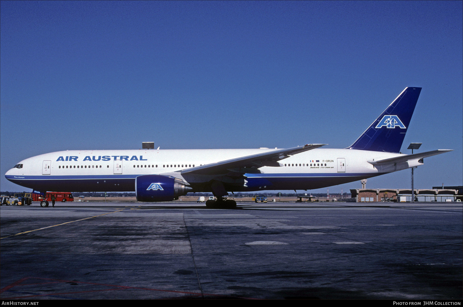 Aircraft Photo of F-ORUN | Boeing 777-2Q8/ER | Air Austral | AirHistory.net #617090