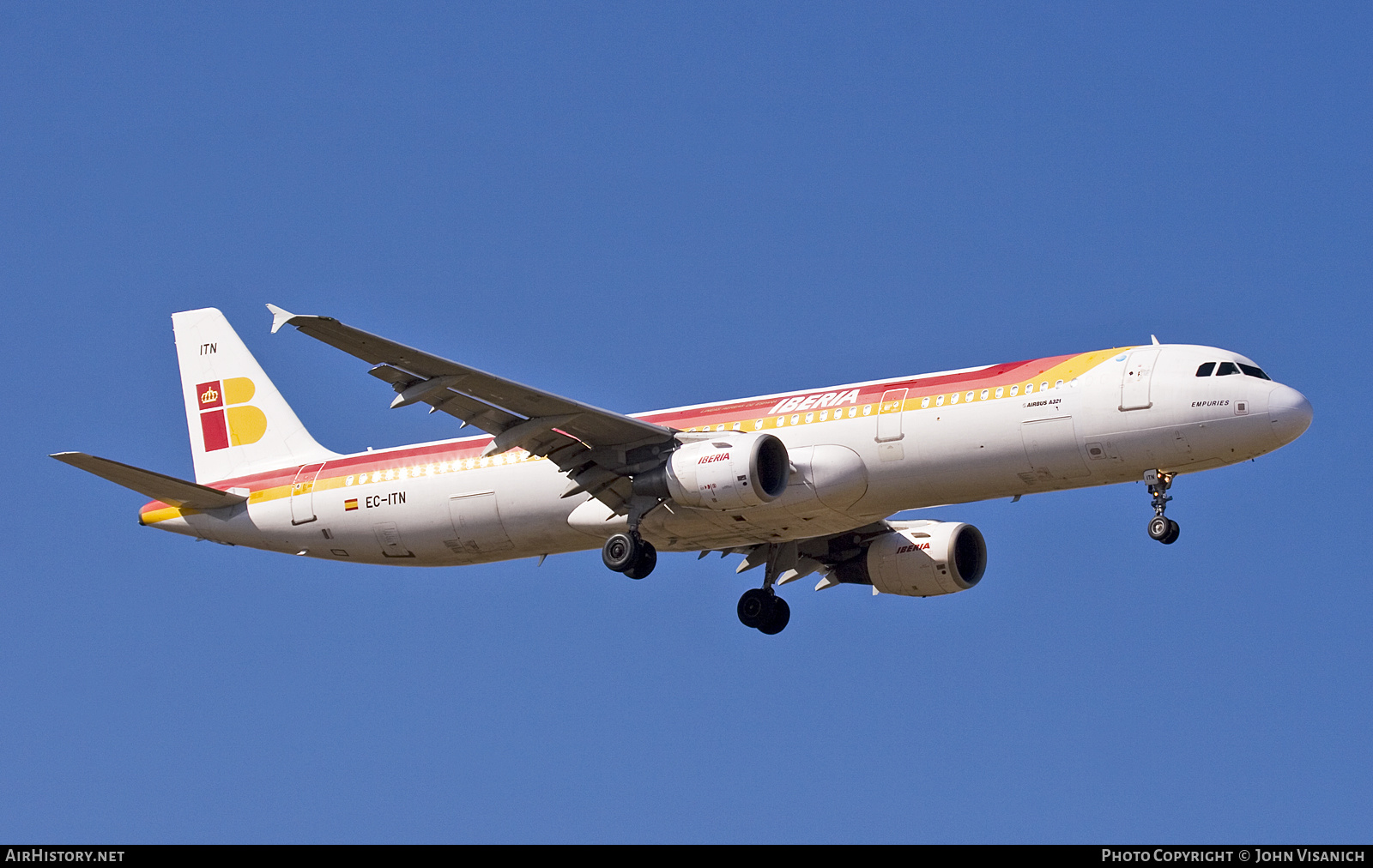 Aircraft Photo of EC-ITN | Airbus A321-211 | Iberia | AirHistory.net #617097