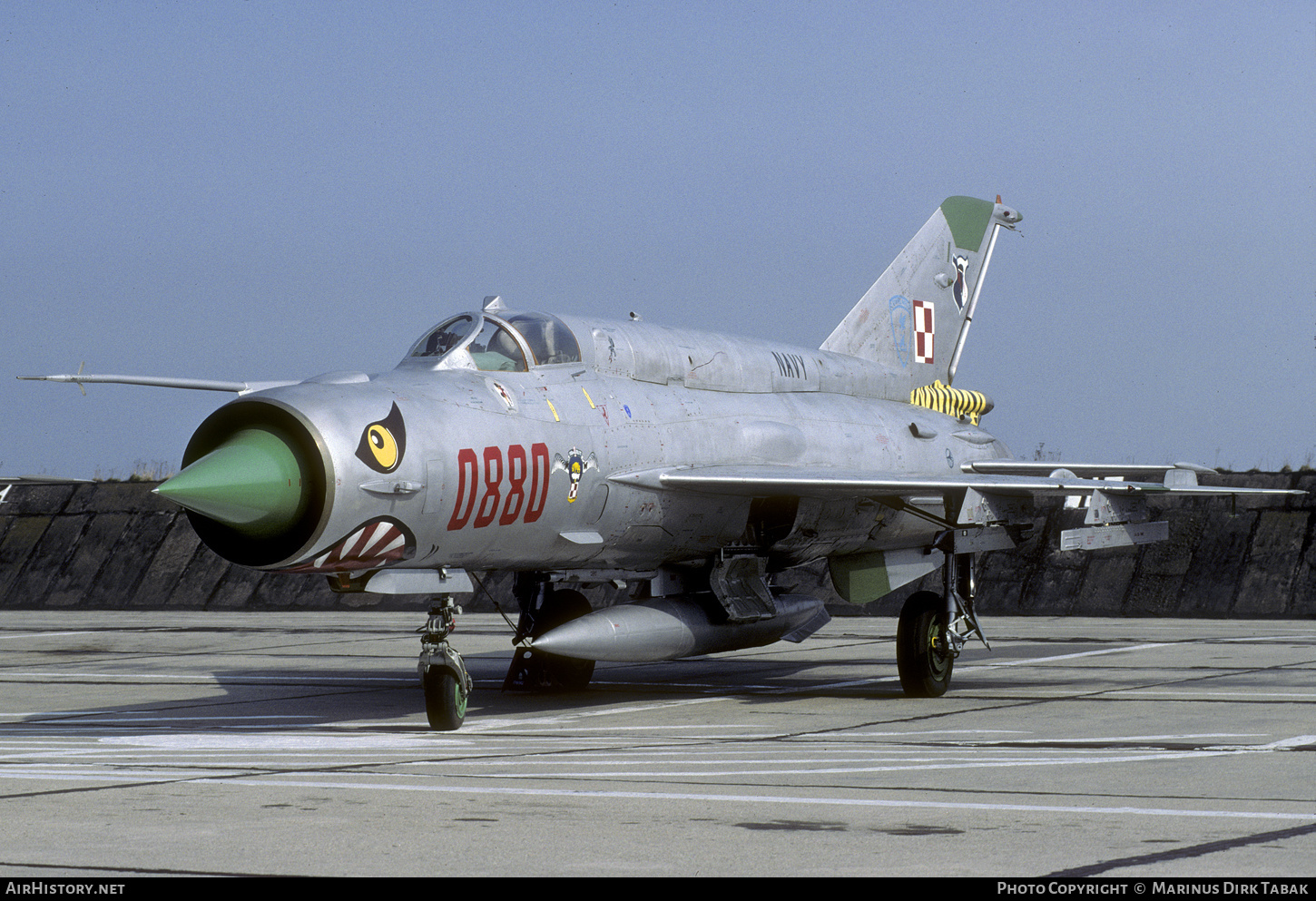 Aircraft Photo of 0880 | Mikoyan-Gurevich MiG-21bis | Poland - Navy | AirHistory.net #617178