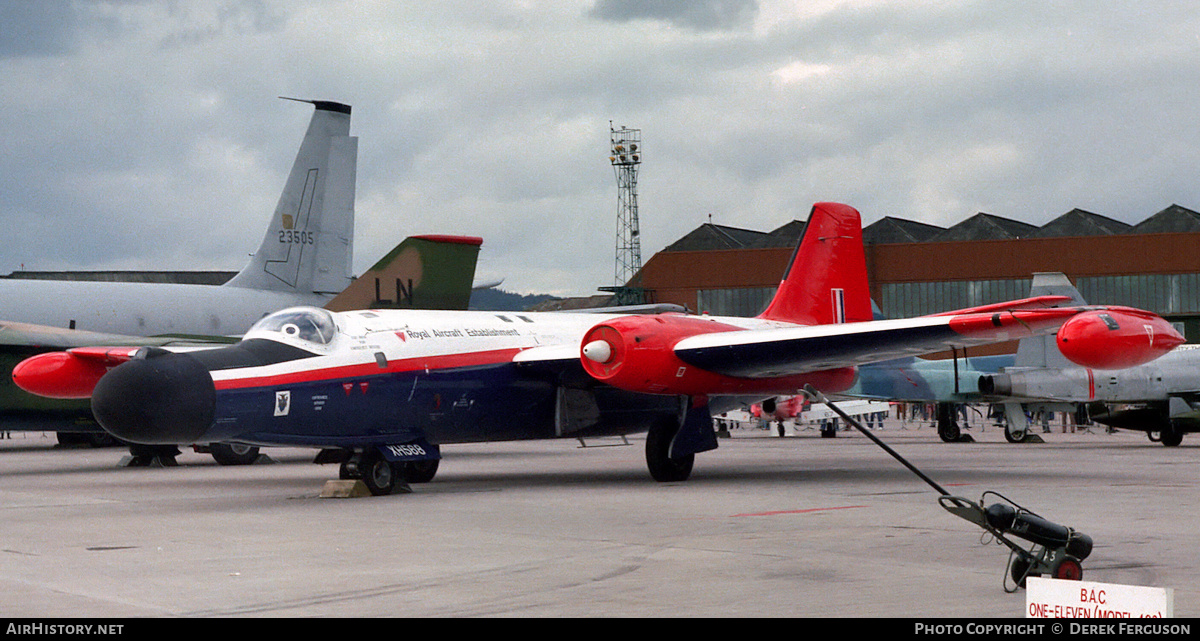 Aircraft Photo of XH568 | English Electric Canberra B2/6 | UK - Air Force | AirHistory.net #617188