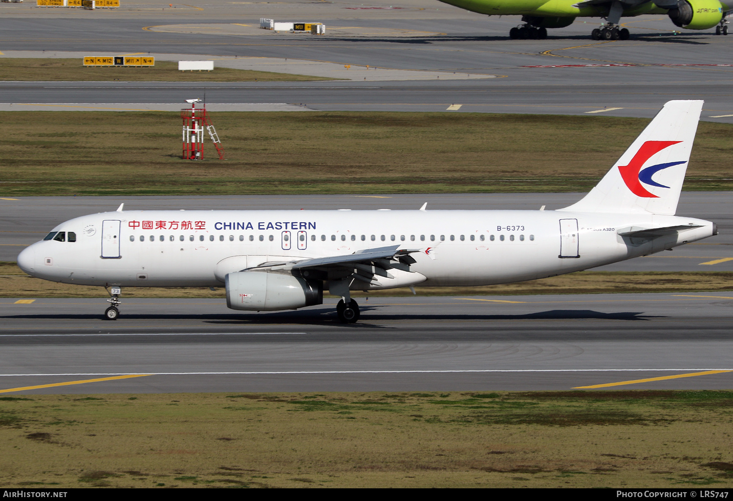 Aircraft Photo of B-6373 | Airbus A320-232 | China Eastern Airlines | AirHistory.net #617238