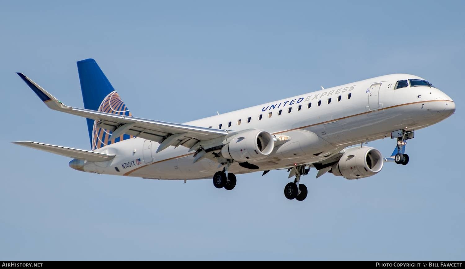 Aircraft Photo of N740YX | Embraer 175LR (ERJ-170-200LR) | United Express | AirHistory.net #617294