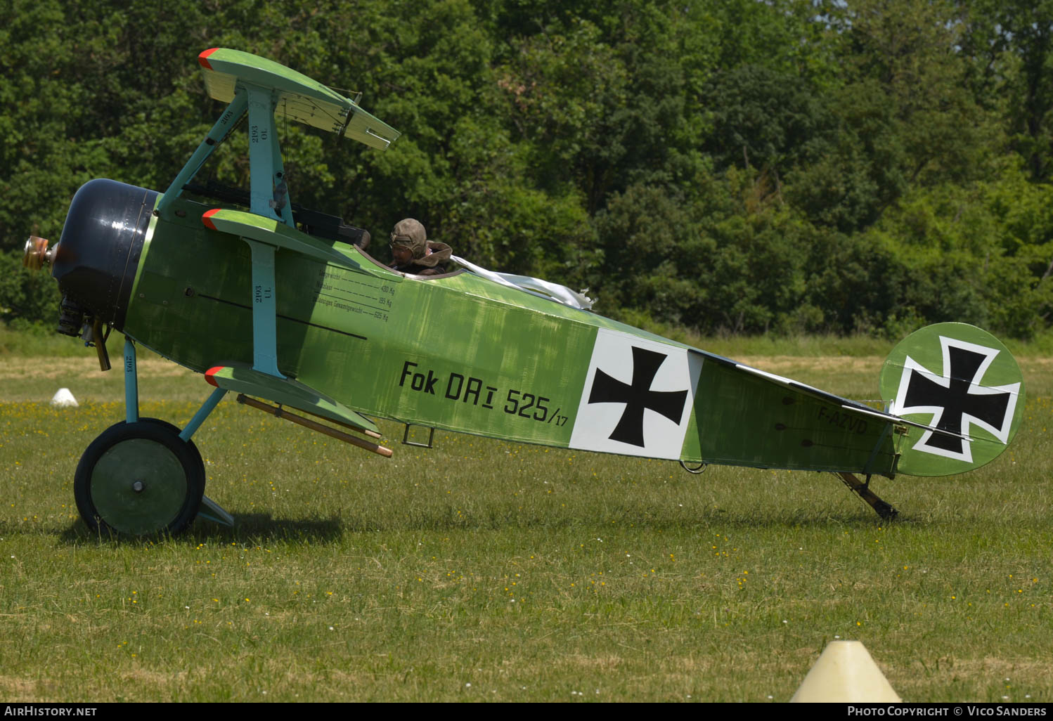 Aircraft Photo of F-AZVD / 515/17 | Fokker Dr.1 (replica) | Germany - Air Force | AirHistory.net #617343