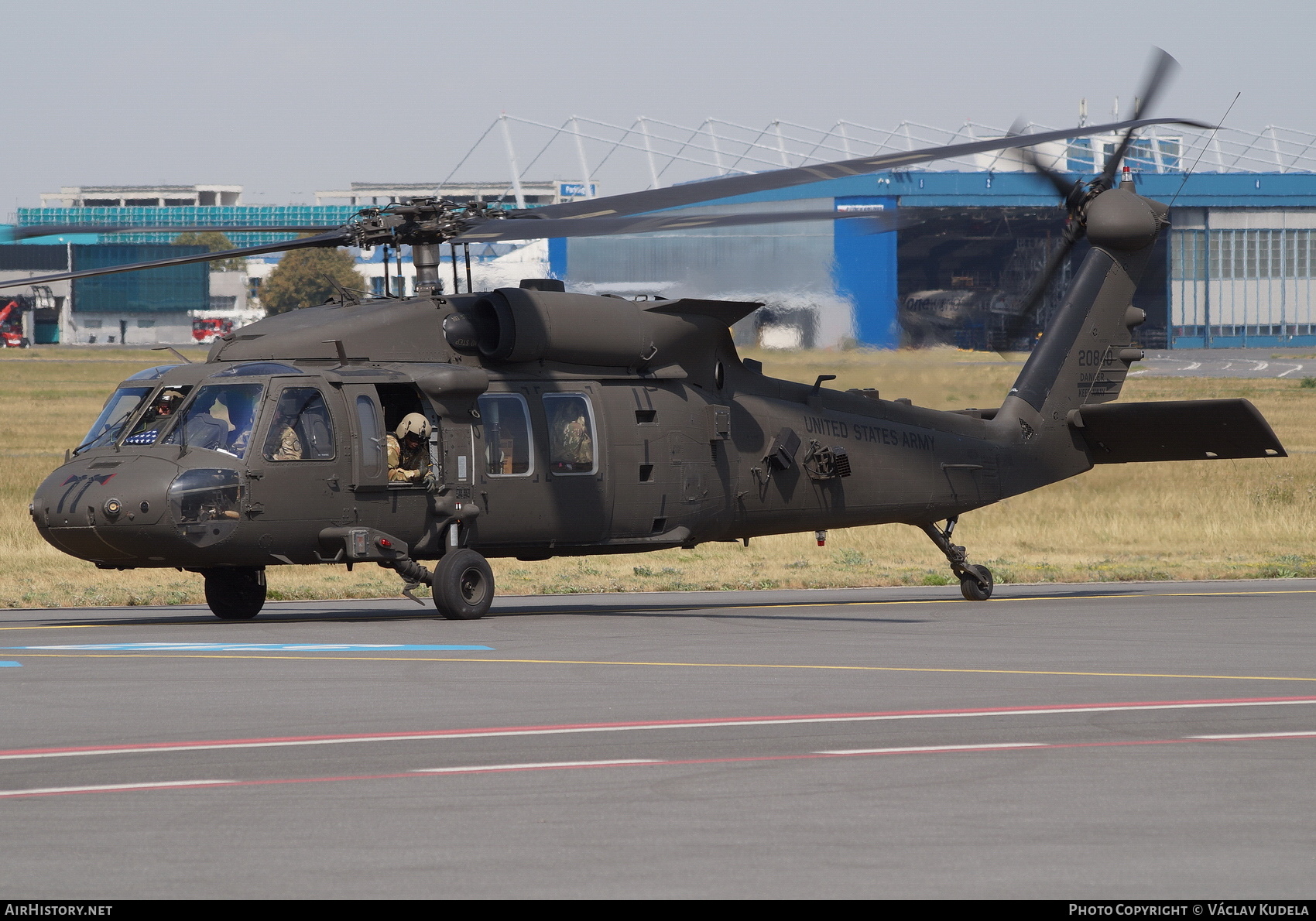 Aircraft Photo of 16-20840 / 20840 | Sikorsky UH-60M Black Hawk (S-70A) | USA - Army | AirHistory.net #617350
