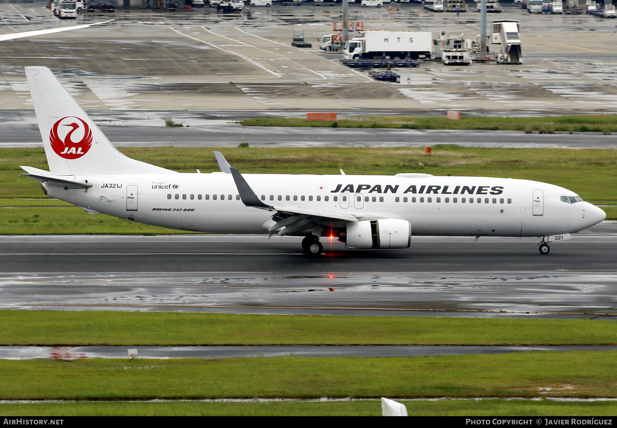 Aircraft Photo of JA321J | Boeing 737-846 | Japan Airlines - JAL | AirHistory.net #617367