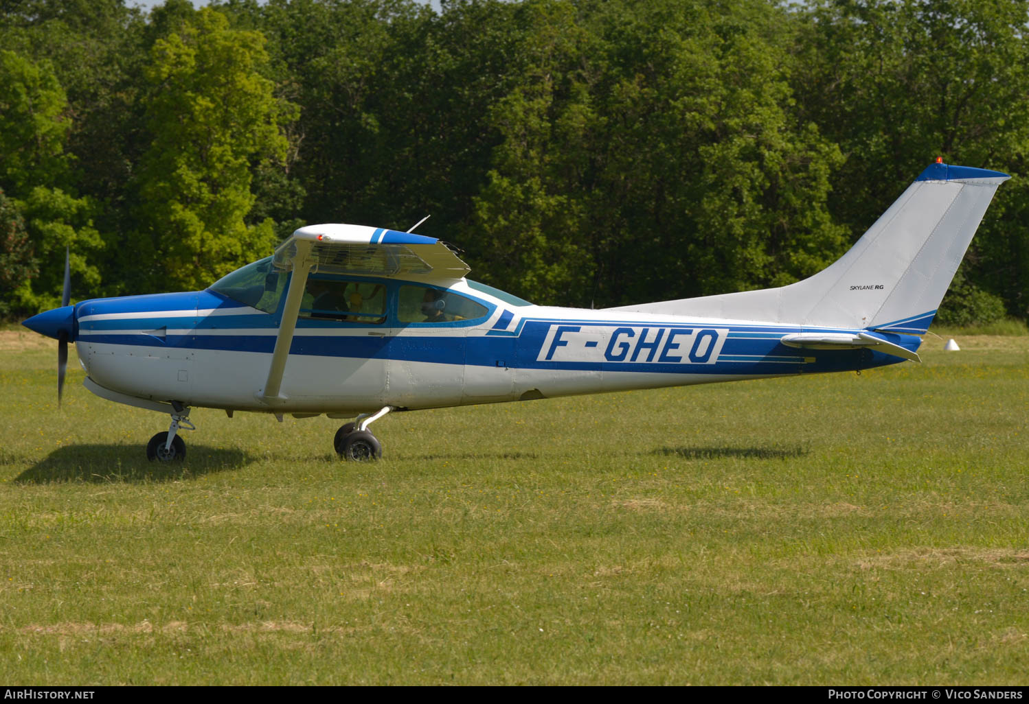 Aircraft Photo of F-GHEO | Cessna R182 Skylane RG | AirHistory.net #617369