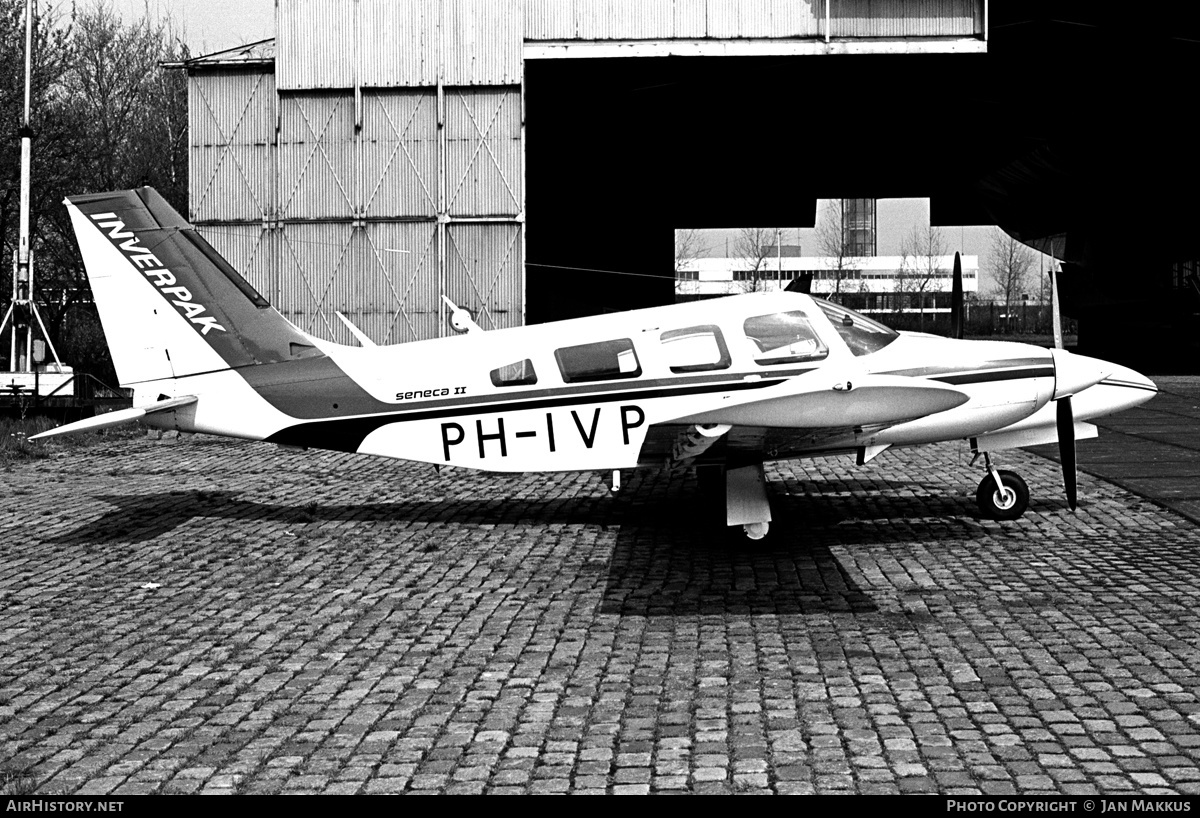 Aircraft Photo of PH-IVP | Piper PA-34-200T Seneca II | Inverpak | AirHistory.net #617376