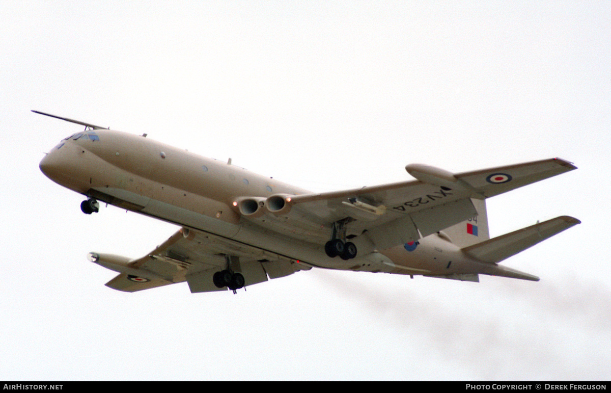 Aircraft Photo of XV234 | Hawker Siddeley Nimrod MR2 | UK - Air Force | AirHistory.net #617395