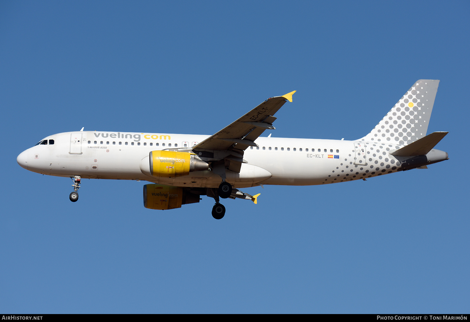 Aircraft Photo of EC-KLT | Airbus A320-216 | Vueling Airlines | AirHistory.net #617492