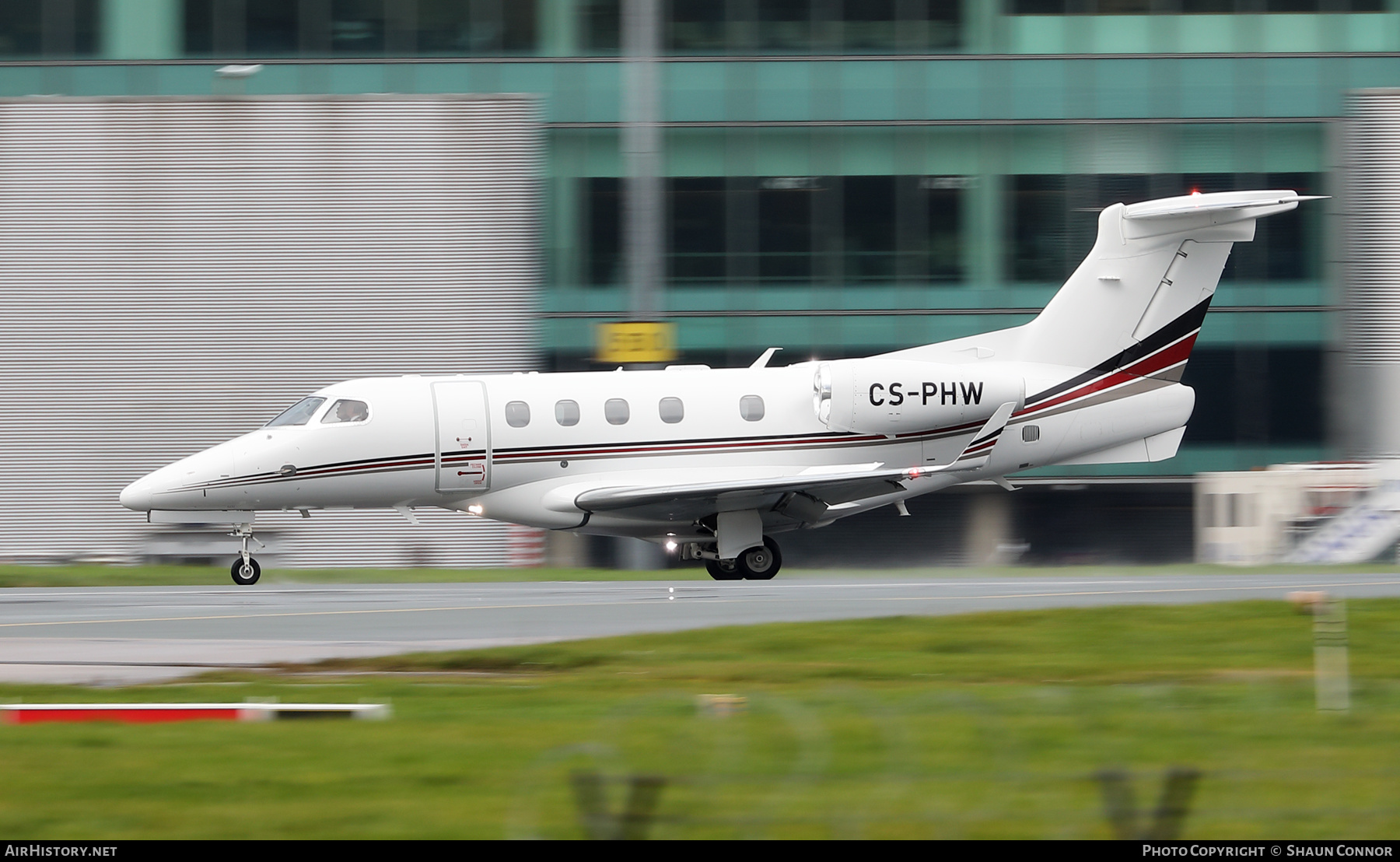 Aircraft Photo of CS-PHW | Embraer EMB-505 Phenom 300 | AirHistory.net #617636