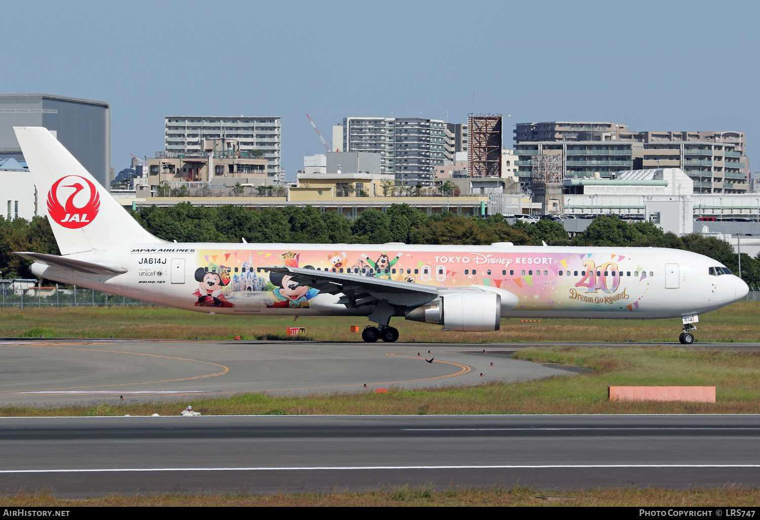 Aircraft Photo of JA614J | Boeing 767-346/ER | Japan Airlines - JAL | AirHistory.net #617656