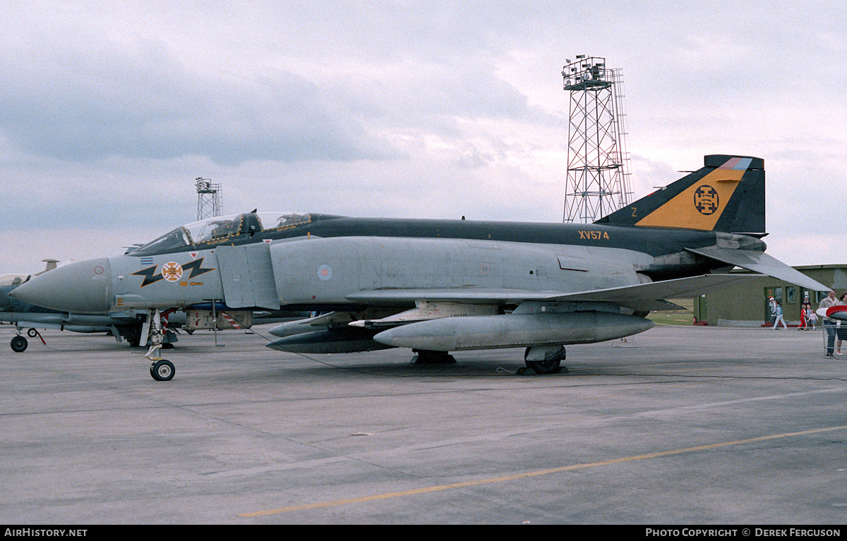 Aircraft Photo of XV574 | McDonnell Douglas F-4K Phantom FG1 | UK - Air Force | AirHistory.net #617868