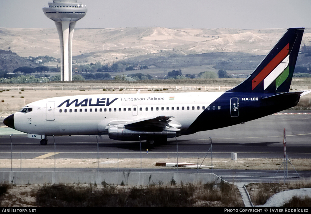 Aircraft Photo of HA-LEK | Boeing 737-2K9/Adv | Malév - Hungarian Airlines | AirHistory.net #618055