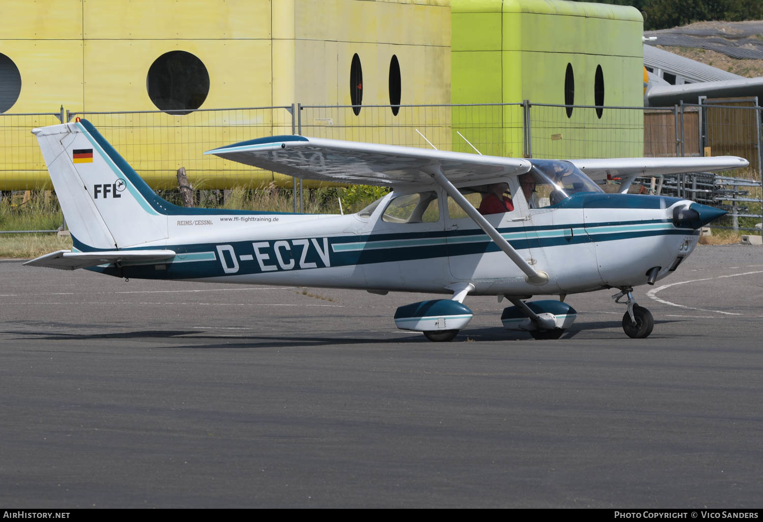 Aircraft Photo of D-ECZV | Reims F172M Skyhawk | FFL Flugschule | AirHistory.net #618088