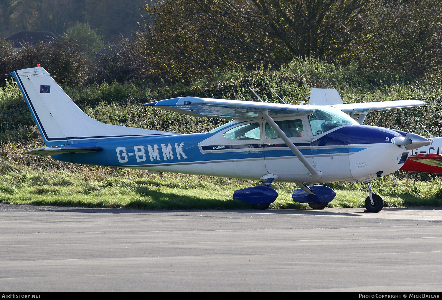 Aircraft Photo of G-BMMK | Cessna 182P Skylane | AirHistory.net #618180