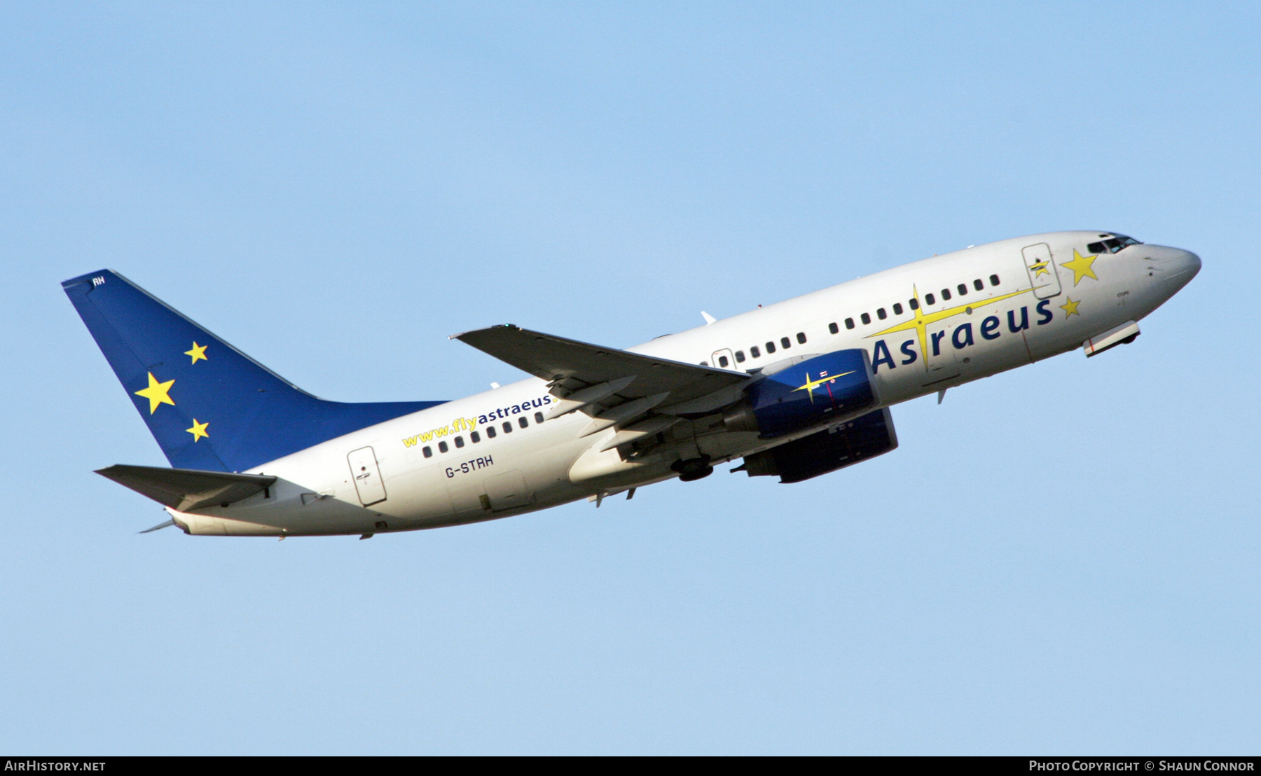 Aircraft Photo of G-STRH | Boeing 737-76N | Astraeus Airlines | AirHistory.net #618216