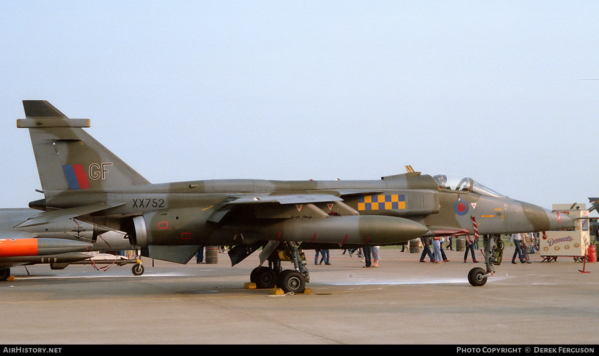 Aircraft Photo of XX752 | Sepecat Jaguar GR1 | UK - Air Force | AirHistory.net #618233