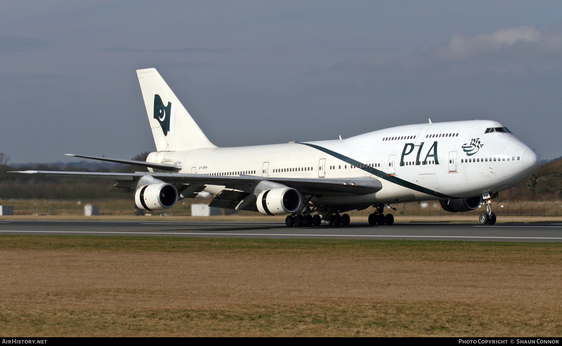 Aircraft Photo of AP-BFW | Boeing 747-367 | Pakistan International Airlines - PIA | AirHistory.net #618341