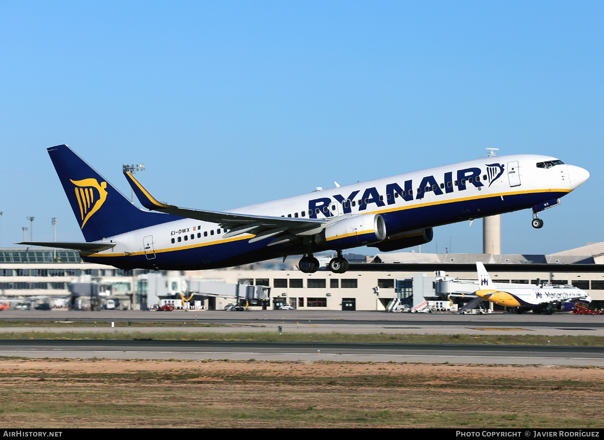 Aircraft Photo of EI-DWX | Boeing 737-8AS | Ryanair | AirHistory.net #618345
