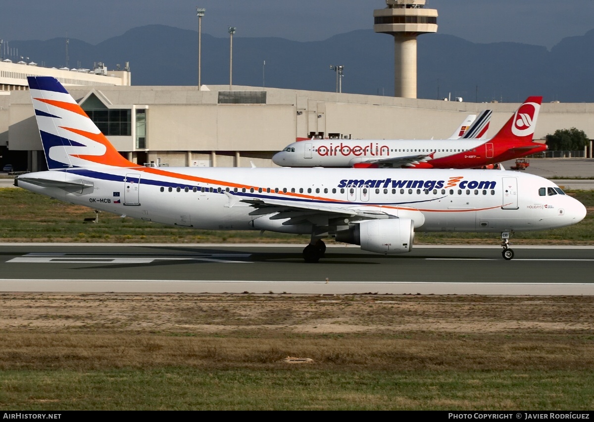Aircraft Photo of OK-HCB | Airbus A320-214 | Smartwings | AirHistory.net #618346