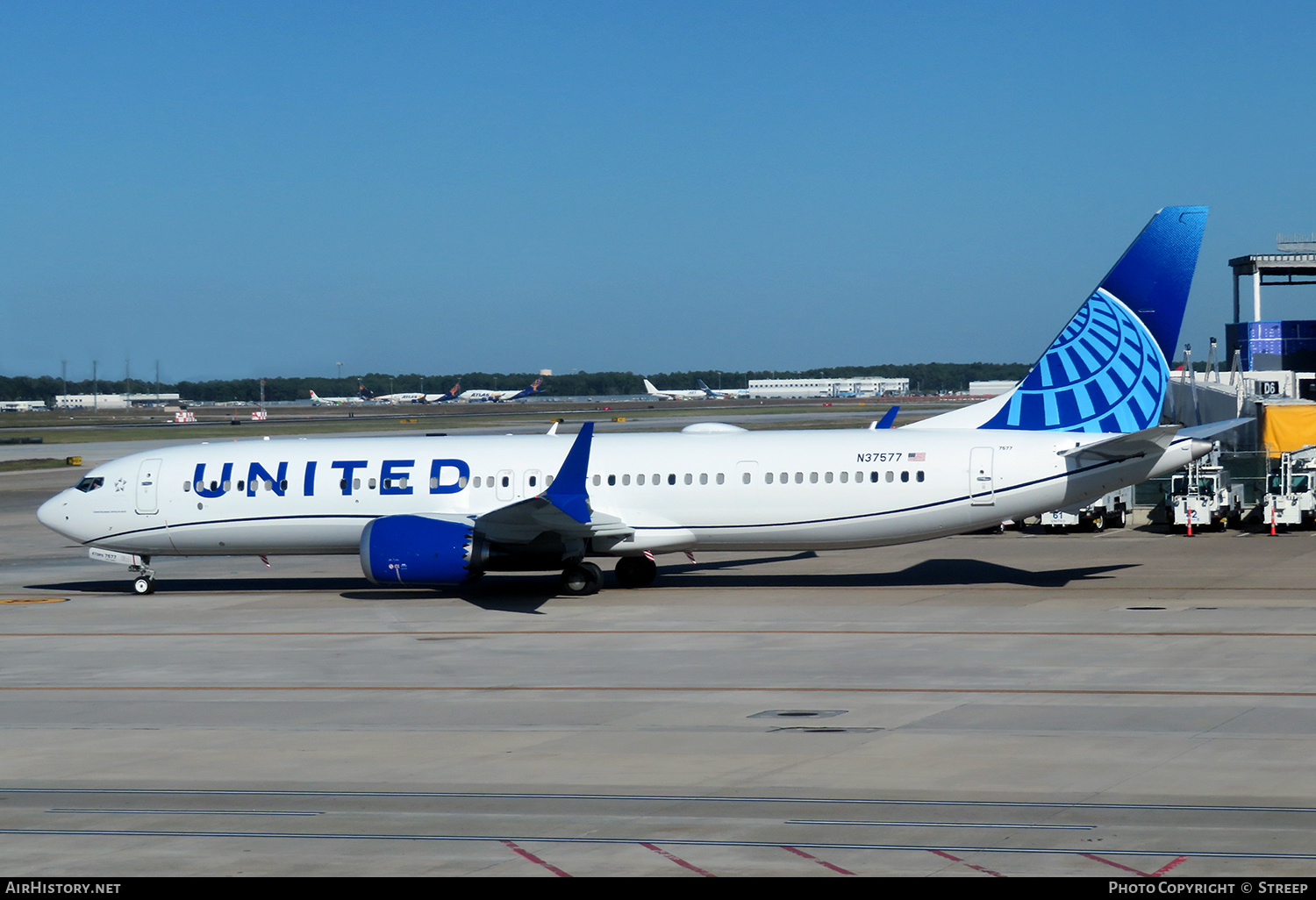 Aircraft Photo of N37577 | Boeing 737-9 Max 9 | United Airlines | AirHistory.net #618360