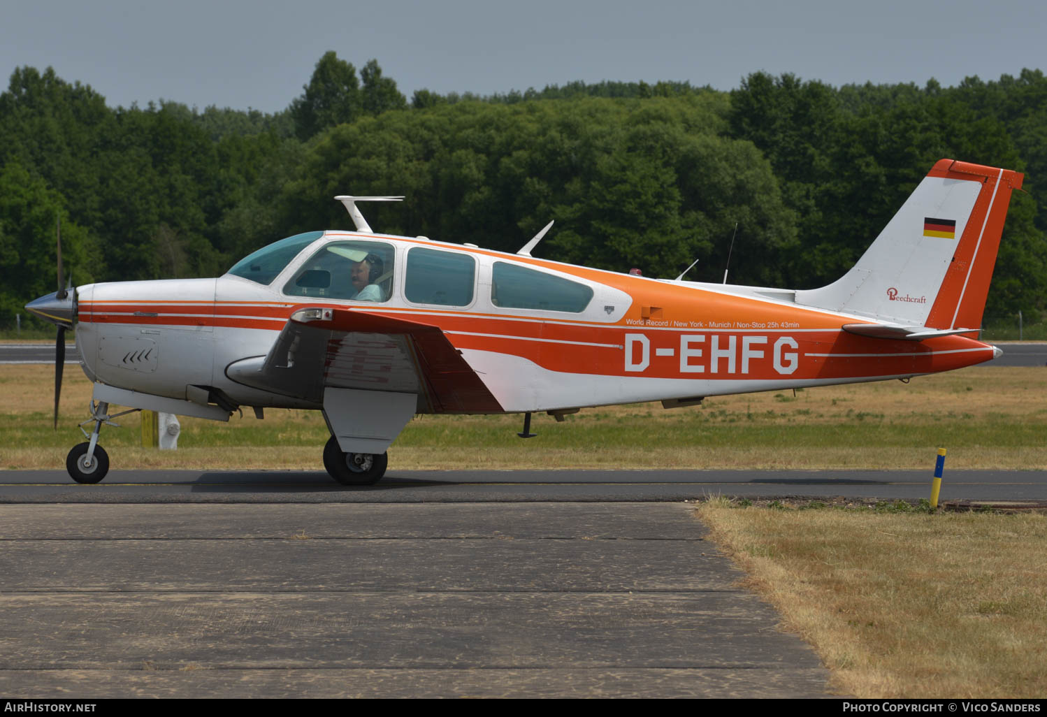 Aircraft Photo of D-EHFG | Beech F33A Bonanza | AirHistory.net #618457