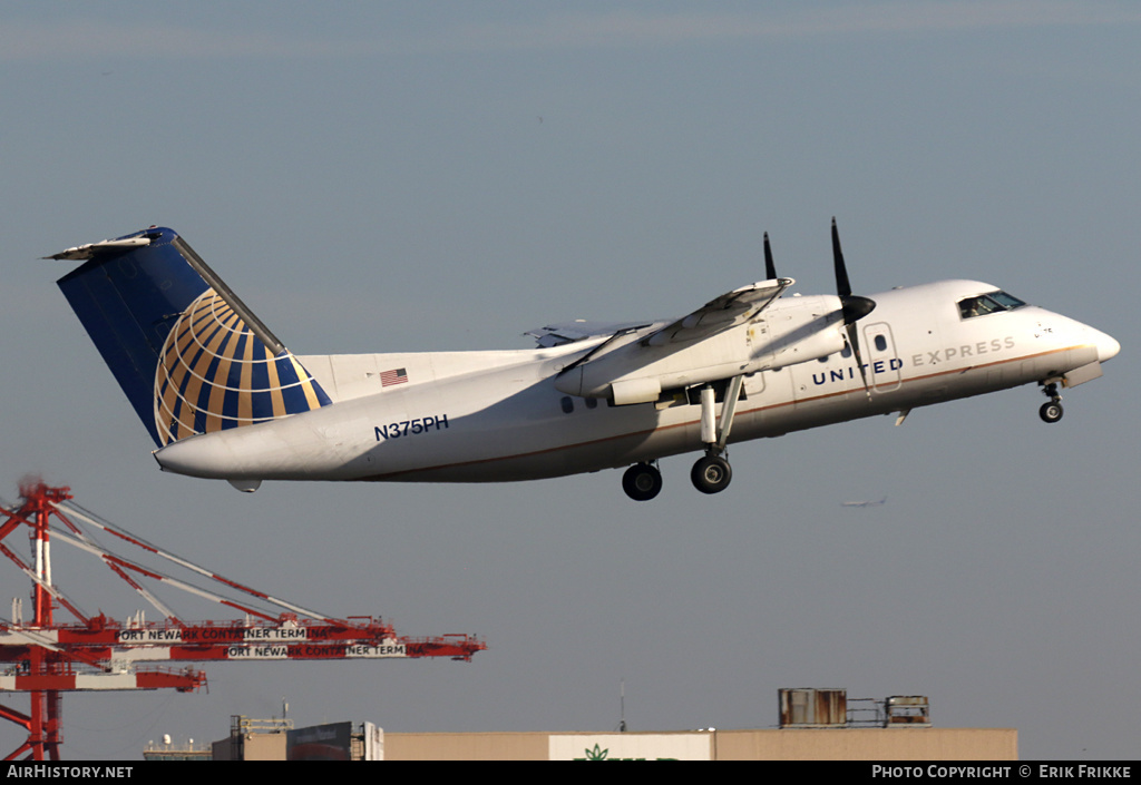 Aircraft Photo of N375PH | Bombardier DHC-8-202Q Dash 8 | United Express | AirHistory.net #618478