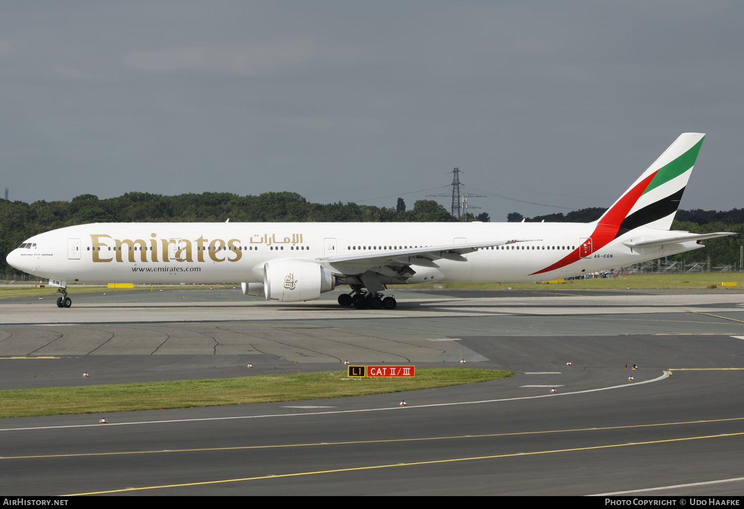 Aircraft Photo of A6-EGN | Boeing 777-31H/ER | Emirates | AirHistory.net #618565