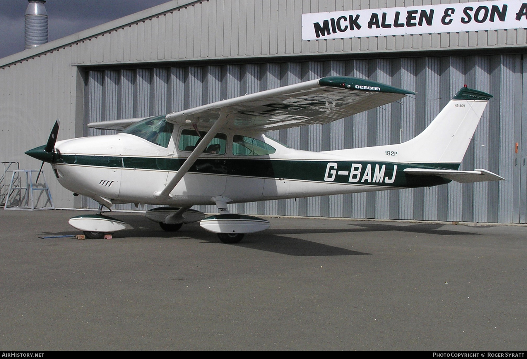 Aircraft Photo of G-BAMJ | Cessna 182P Skylane | AirHistory.net #618634