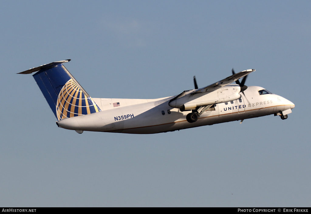 Aircraft Photo of N359PH | Bombardier DHC-8-202Q Dash 8 | United Express | AirHistory.net #618641