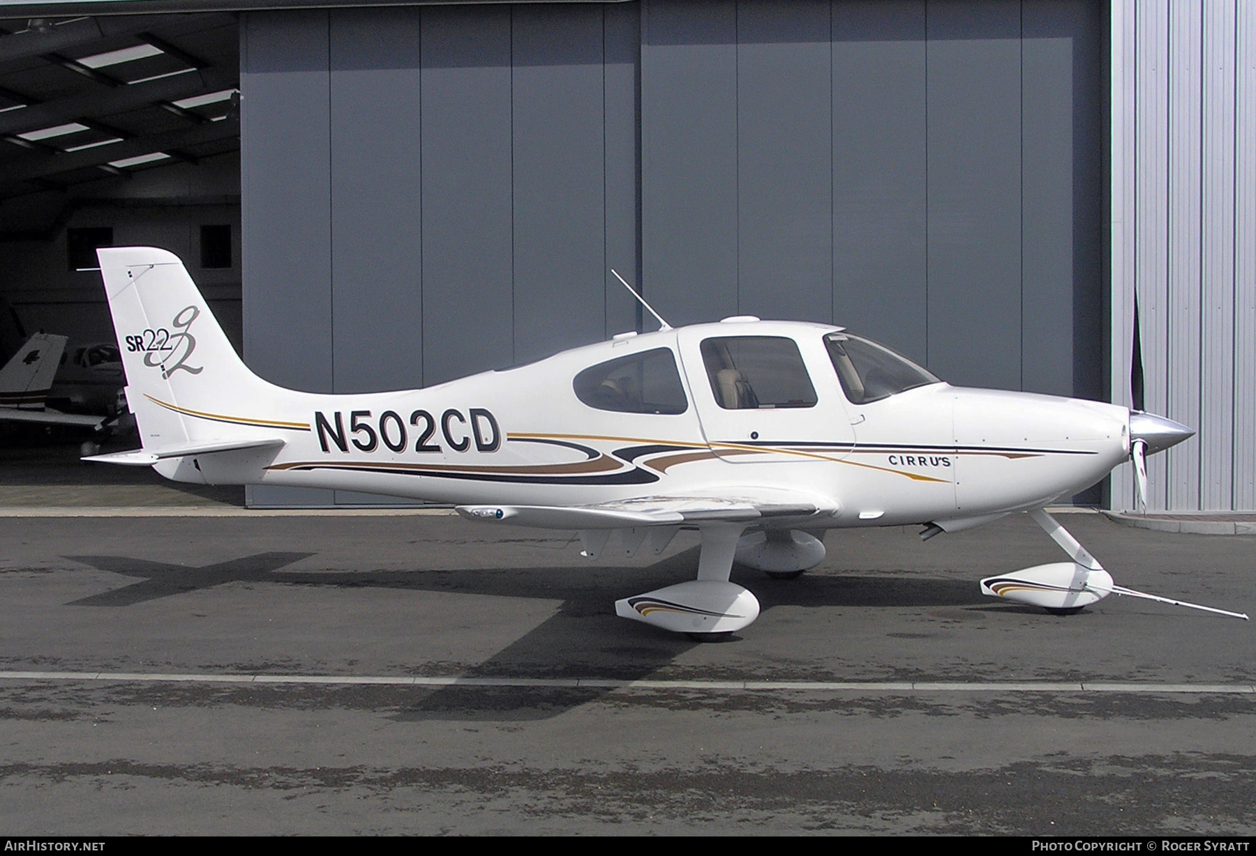 Aircraft Photo of N502CD | Cirrus SR-22 G2 | AirHistory.net #618734