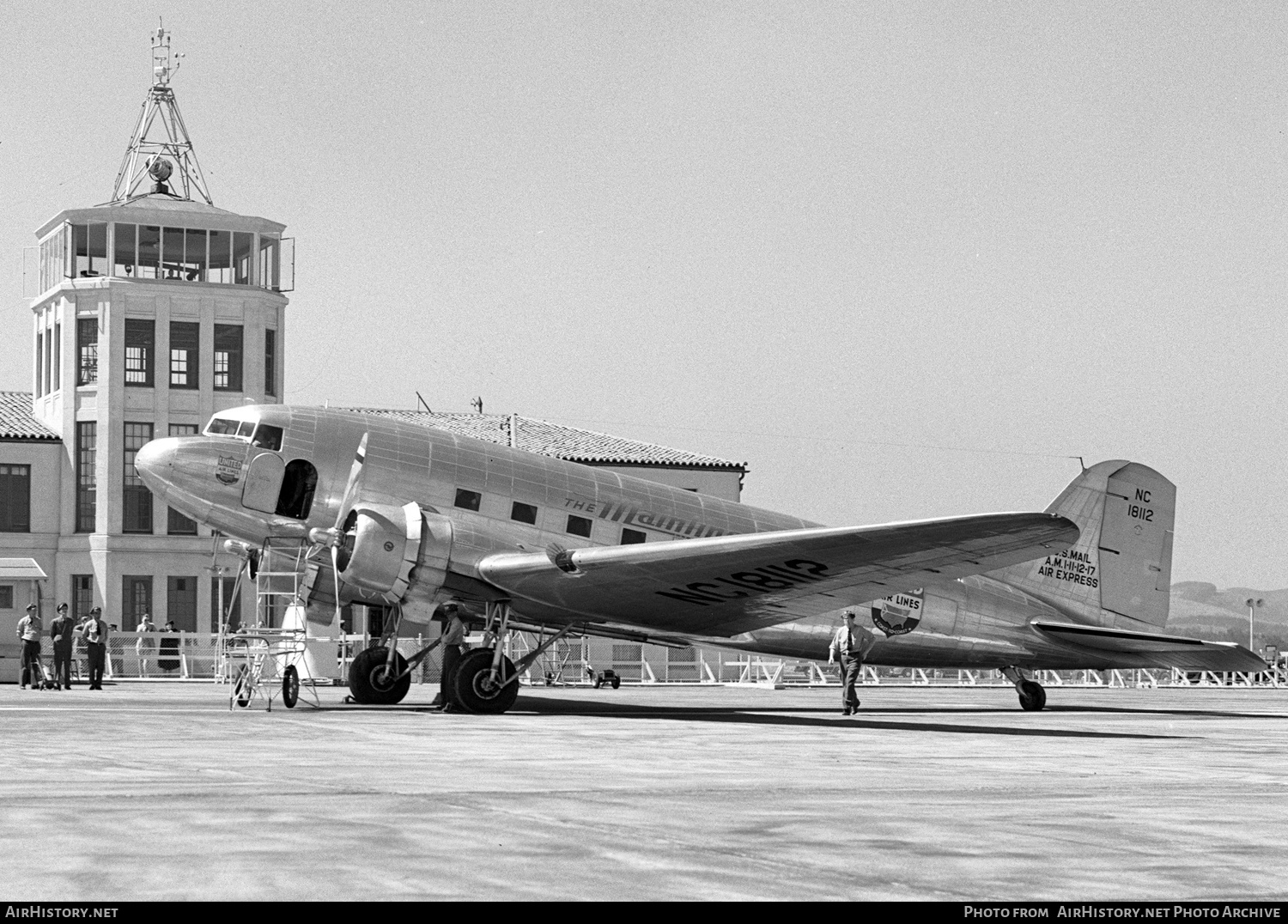 Aircraft Photo of NC18112 | Douglas DC-3A-197 | United Air Lines | AirHistory.net #618769