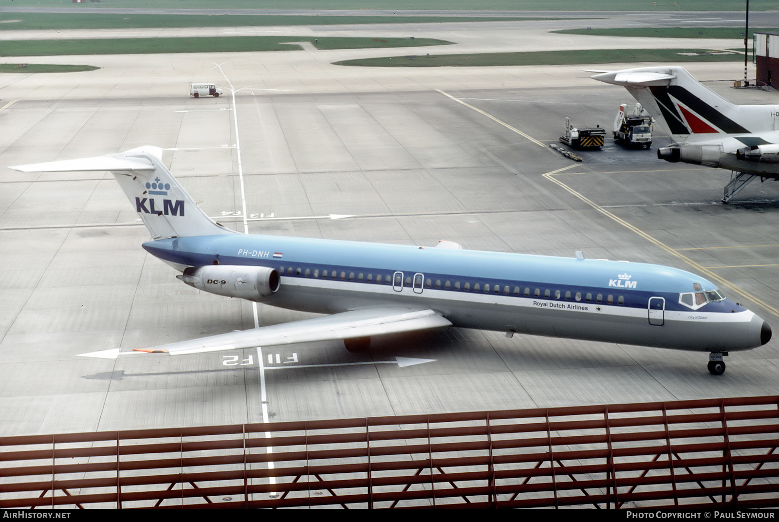 Aircraft Photo of PH-DNH | McDonnell Douglas DC-9-32 | KLM - Royal Dutch Airlines | AirHistory.net #618855