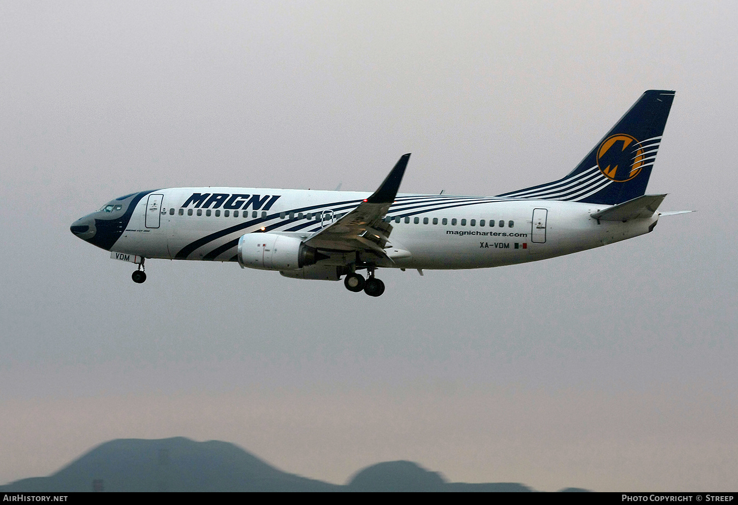 Aircraft Photo of XA-VDM | Boeing 737-3H4 | Magnicharters | AirHistory.net #618857