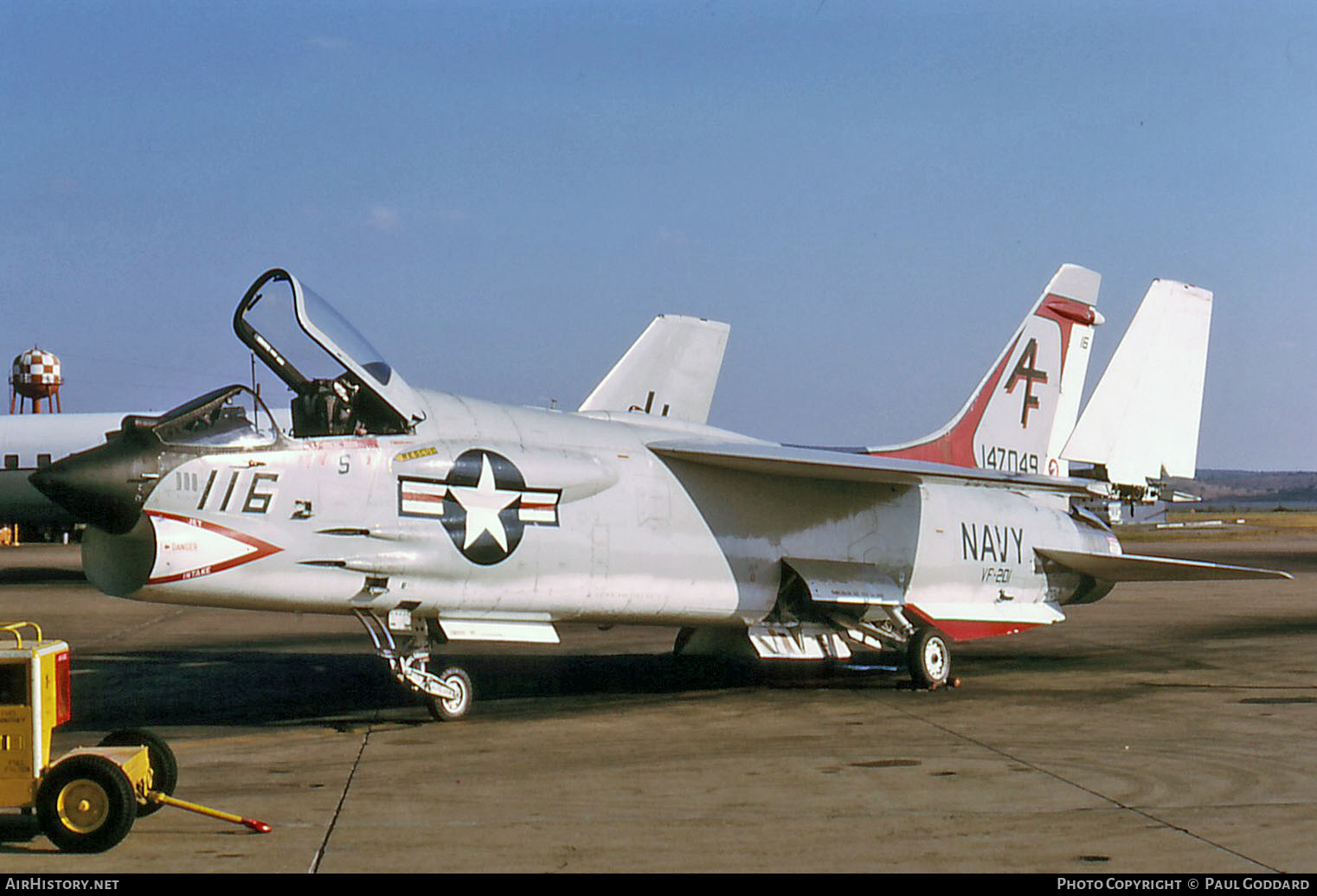 Aircraft Photo of 147049 | Vought F-8H Crusader | USA - Navy | AirHistory.net #619000