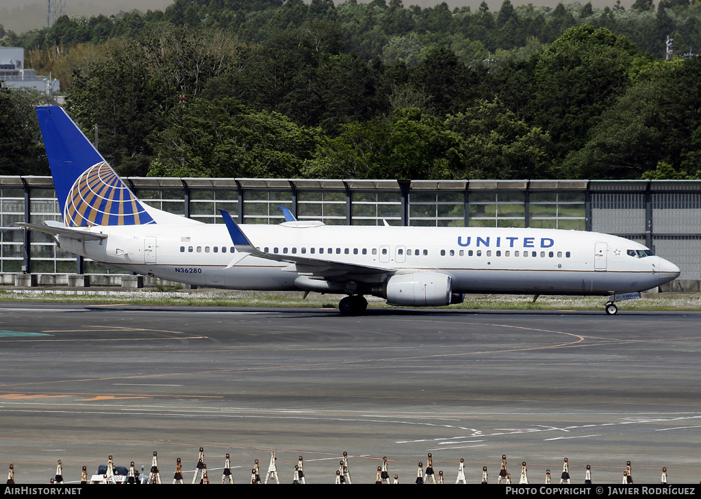 Aircraft Photo of N36280 | Boeing 737-824 | United Airlines | AirHistory.net #619043