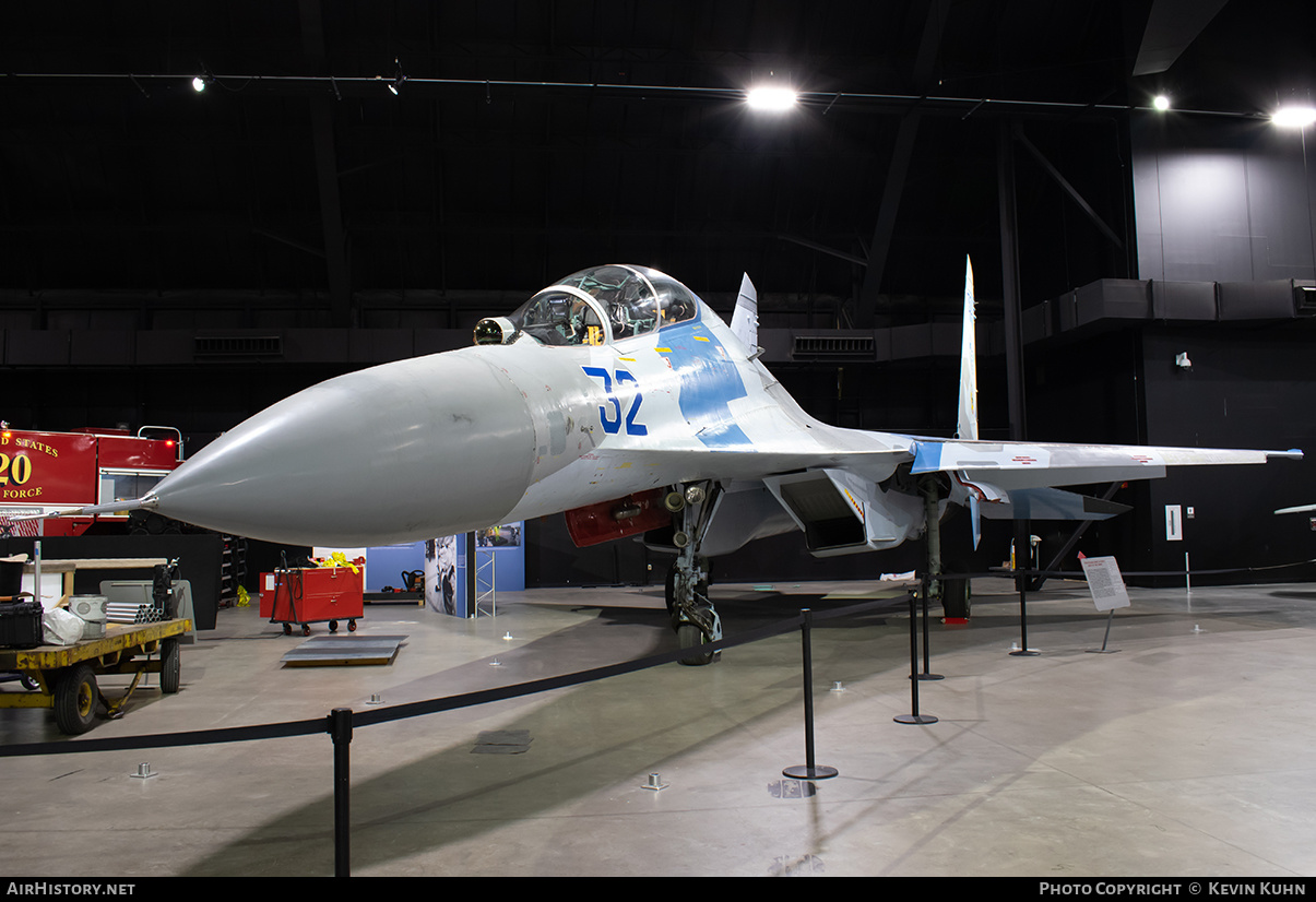 Aircraft Photo of 32 blue | Sukhoi Su-27UB | AirHistory.net #619068