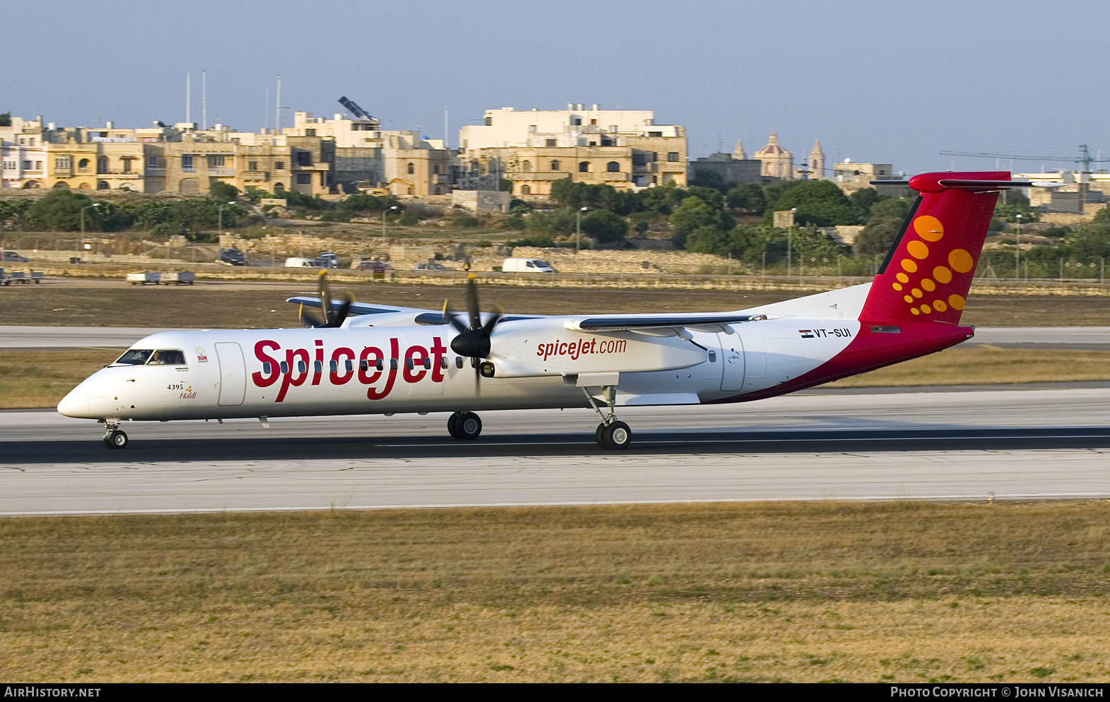 Aircraft Photo of VT-SUI | Bombardier DHC-8-402 Dash 8 | SpiceJet | AirHistory.net #619107