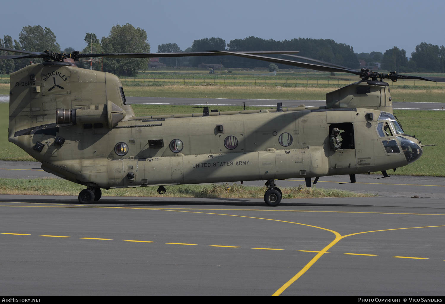 Aircraft Photo of 13-8146 / 13-08146 | Boeing CH-47F Chinook (414) | USA - Army | AirHistory.net #619131