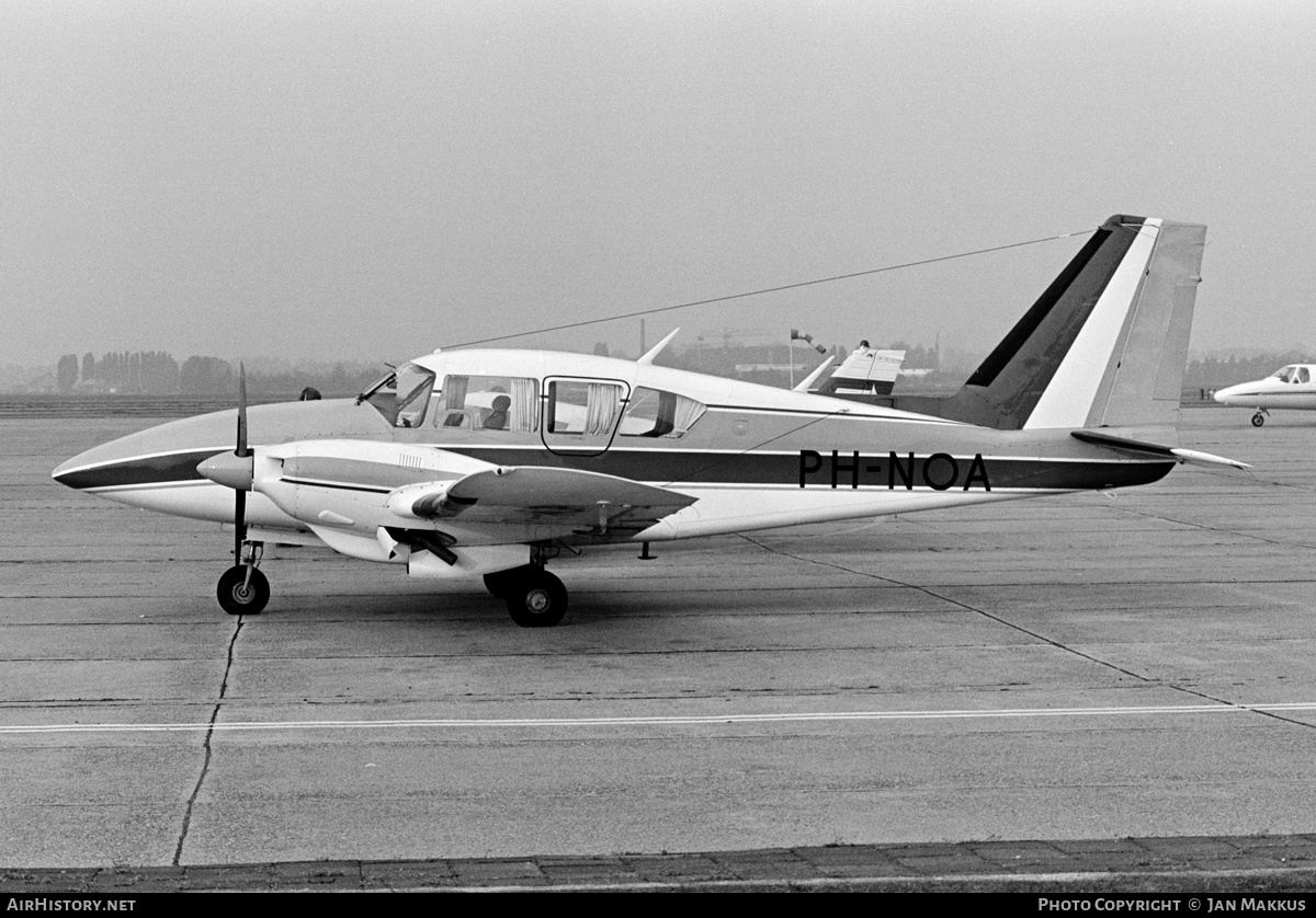 Aircraft Photo of PH-NOA | Piper PA-23-250 Aztec E | AirHistory.net #619187