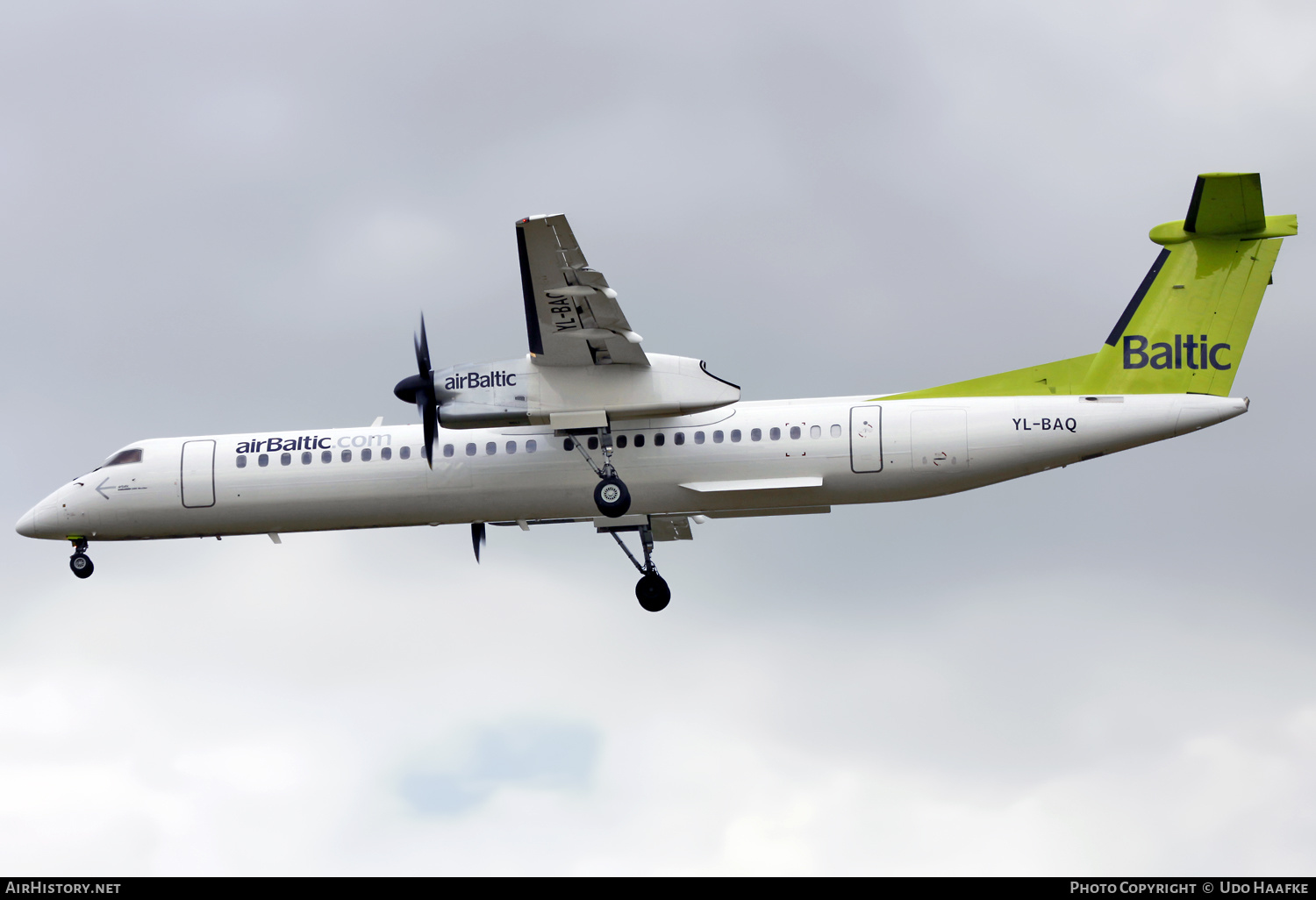 Aircraft Photo of YL-BAQ | Bombardier DHC-8-402 Dash 8 | AirBaltic | AirHistory.net #619266