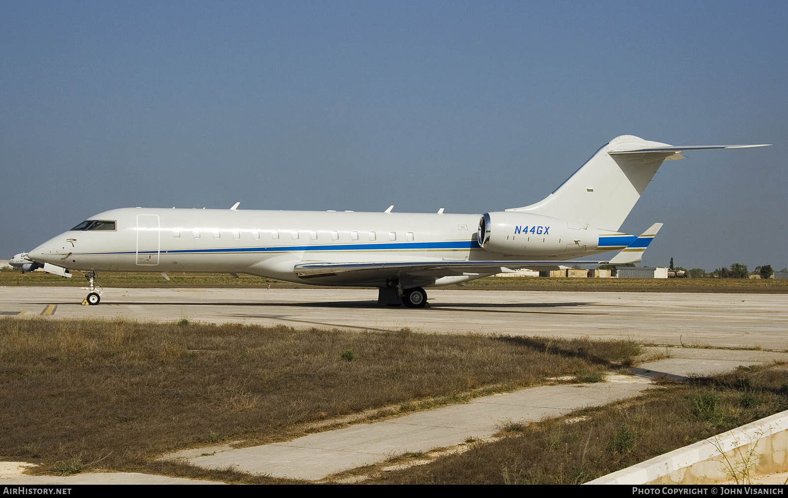 Aircraft Photo of N44GX | Bombardier Global Express (BD-700-1A10) | AirHistory.net #619329