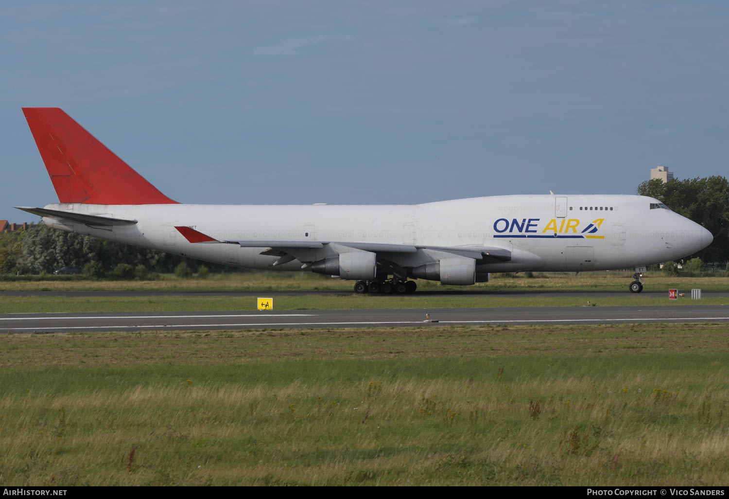 Aircraft Photo of G-UNET | Boeing 747-433(BDSF) | One Air | AirHistory.net #619331