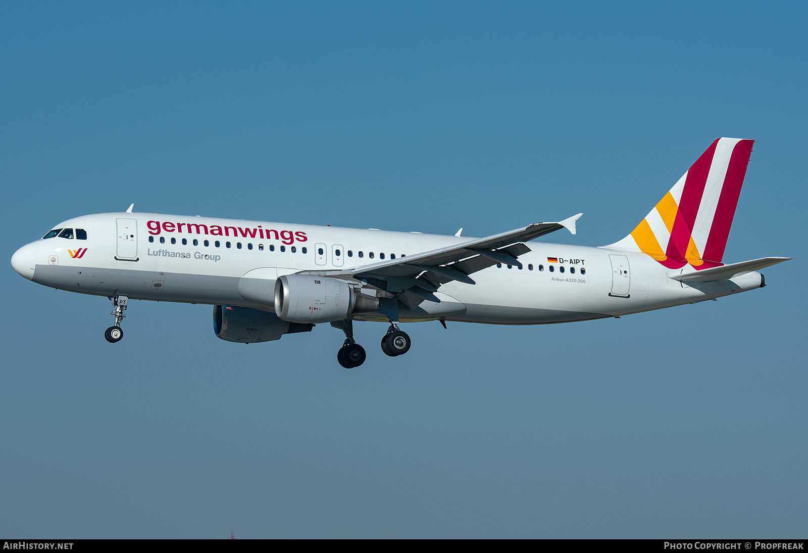 Aircraft Photo of D-AIPT | Airbus A320-211 | Germanwings | AirHistory.net #619368