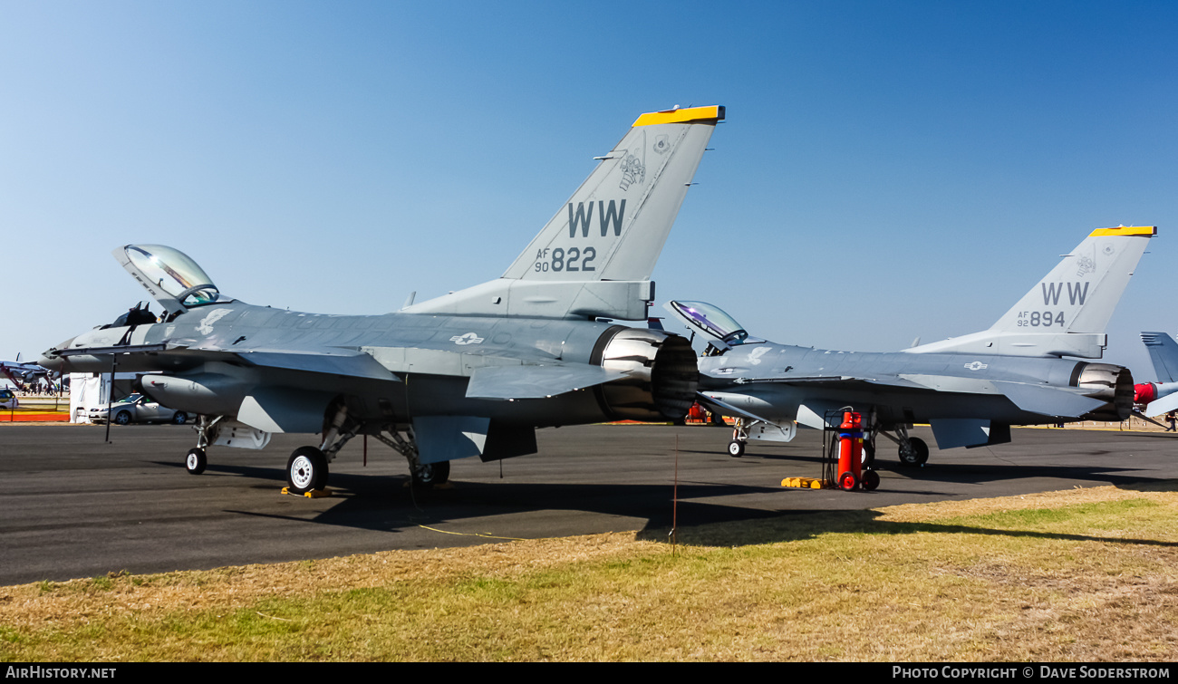 Aircraft Photo of 90-0822 / AF90-822 | General Dynamics F-16CJ Fighting Falcon | USA - Air Force | AirHistory.net #619371