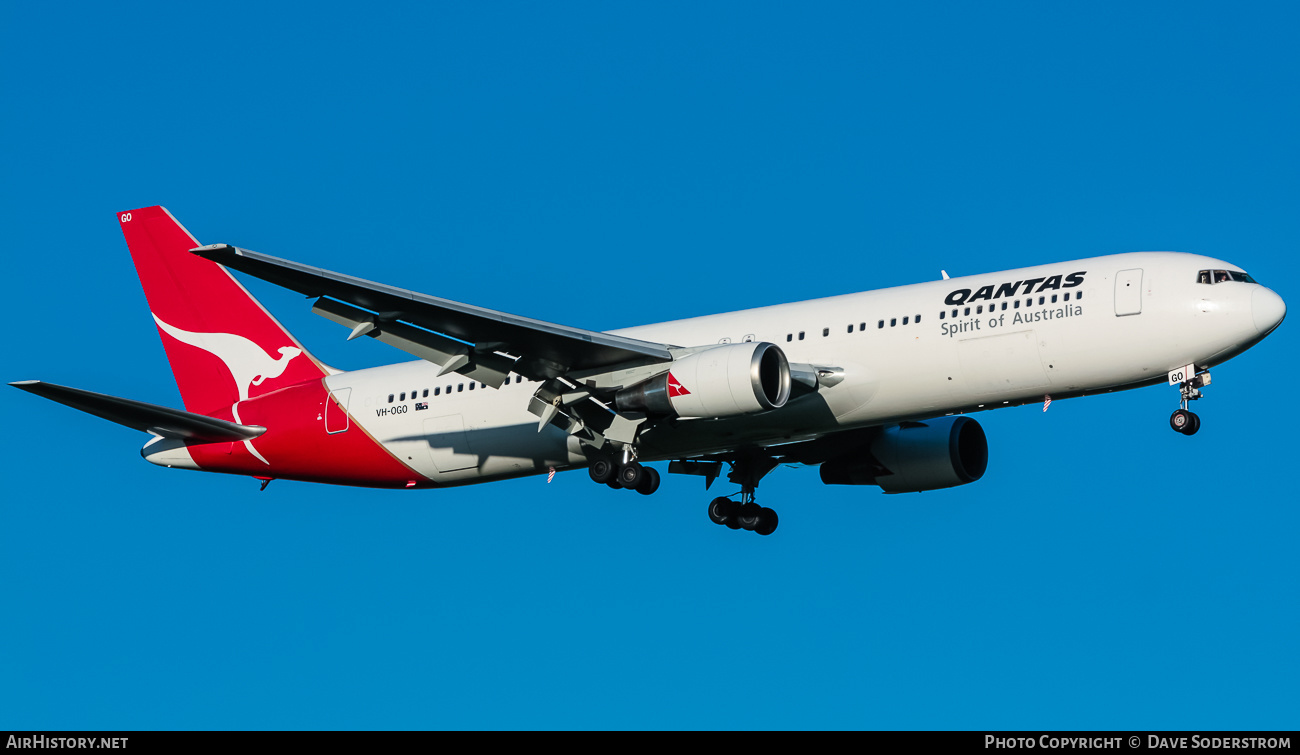 Aircraft Photo of VH-OGO | Boeing 767-338/ER | Qantas | AirHistory.net #619398