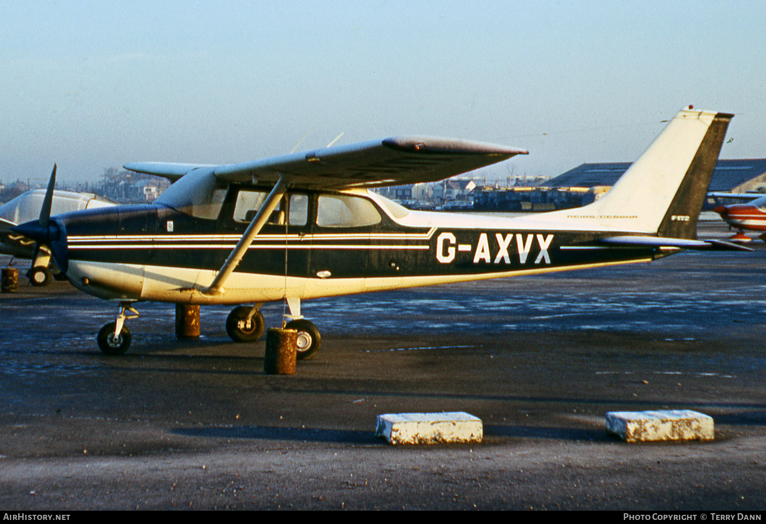 Aircraft Photo of G-AXVX | Reims F172H | AirHistory.net #619495